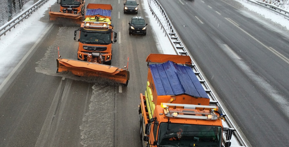 Schneefahrzeuge Autobahn